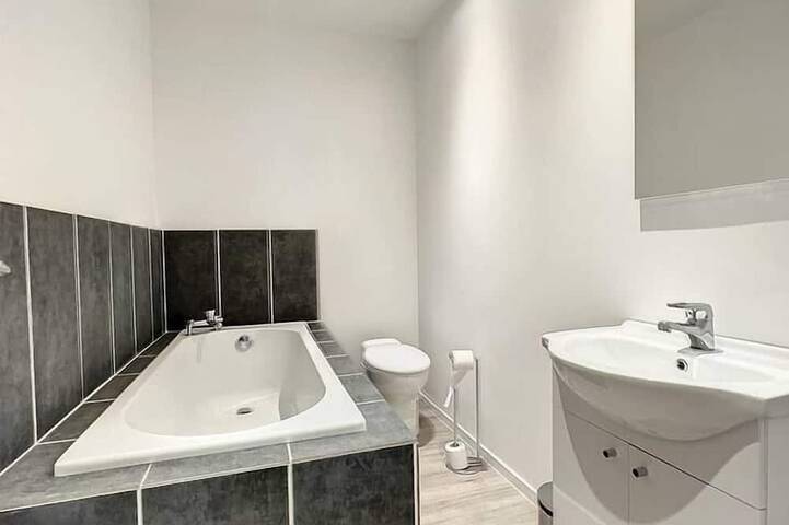 Location de vacances pour 6 personnes, avec balcon et jardin à Charleroi - 4