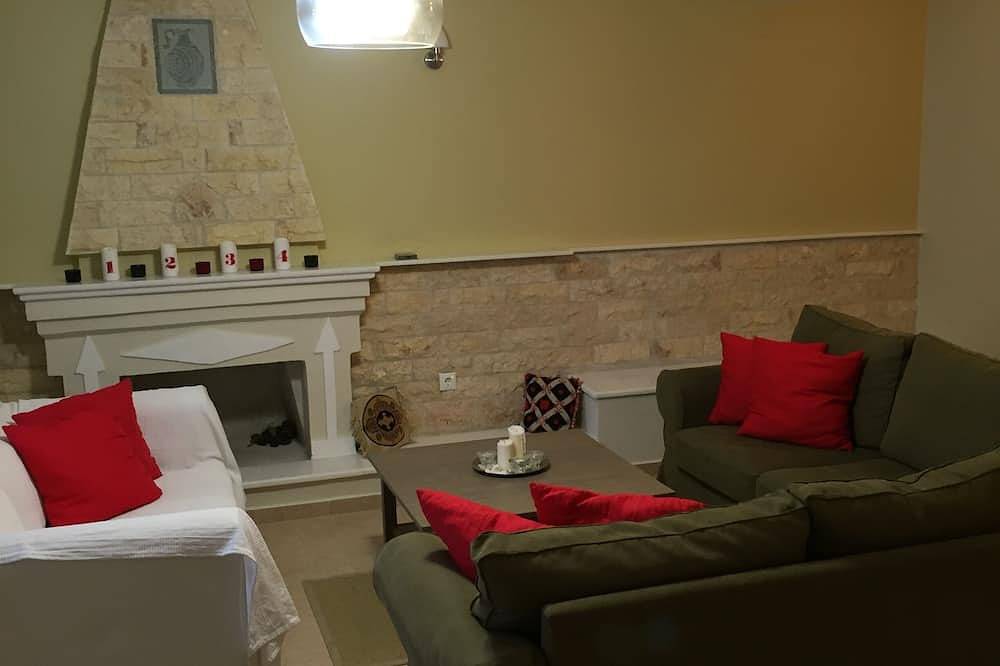 Villa for 8 personer in Sporaderne