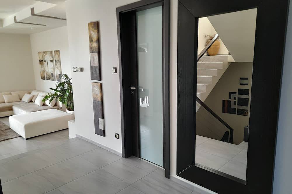 Private Familienvilla mit Jacuzzi und Pool in Wudersch, Budakeszi járás