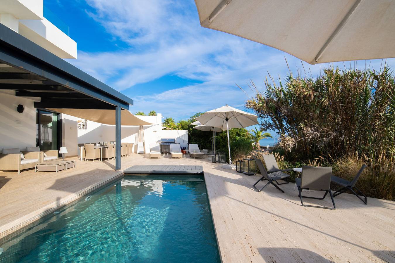 Beachfront Villa with Heated Pool & Spa in Las Chapas, Marbella