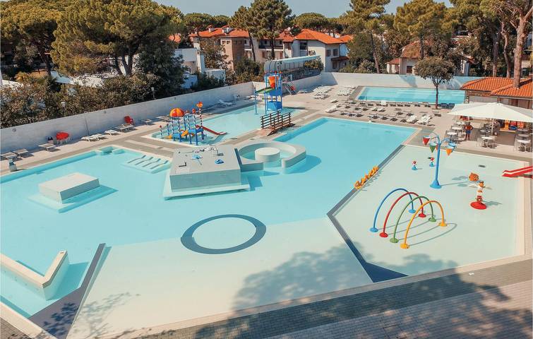 Location de vacances pour 6 personnes, avec jardin et piscine à Lido di Spina - 2