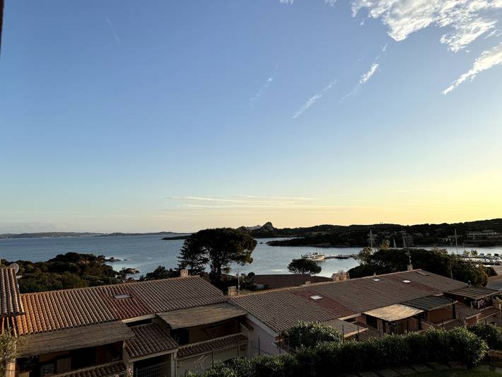 Location de vacances pour 6 personnes, avec bassin pour enfant et balcon dans Cala Bitta