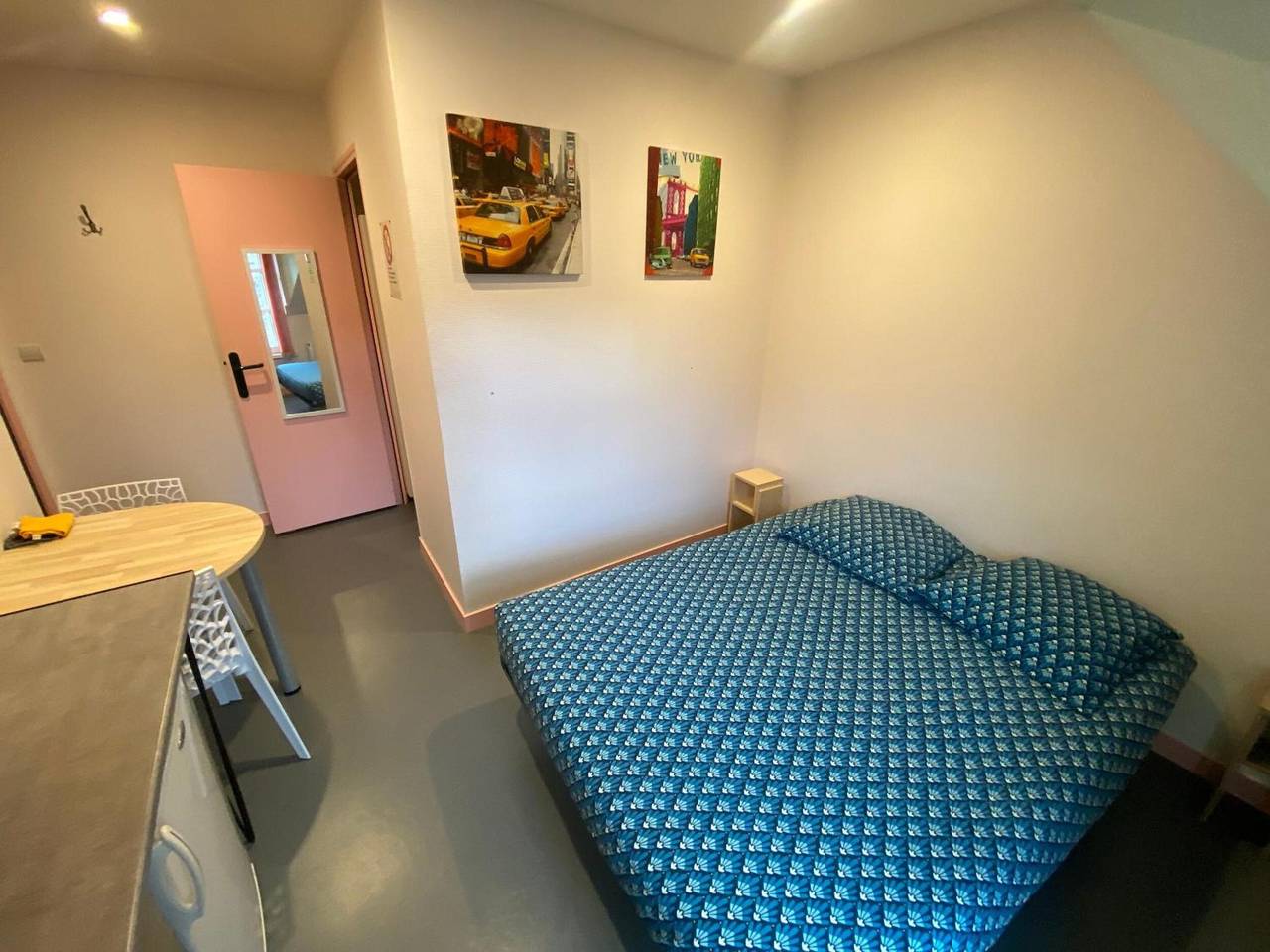 Appartement entier, Appartement 'Les Moulins - Studio 2' avec Wi-Fi in Cherbourg-Octeville, Cherbourg-en-Cotentin