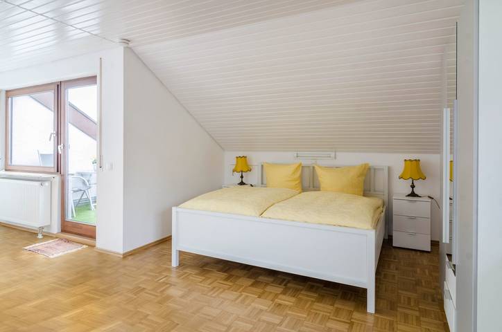 Appartement entier, Appartement de vacances confortable "Maria Feucht" près du lac de Constance avec vue sur lac in Überlingen, Region Bodensee-Oberschwaben
