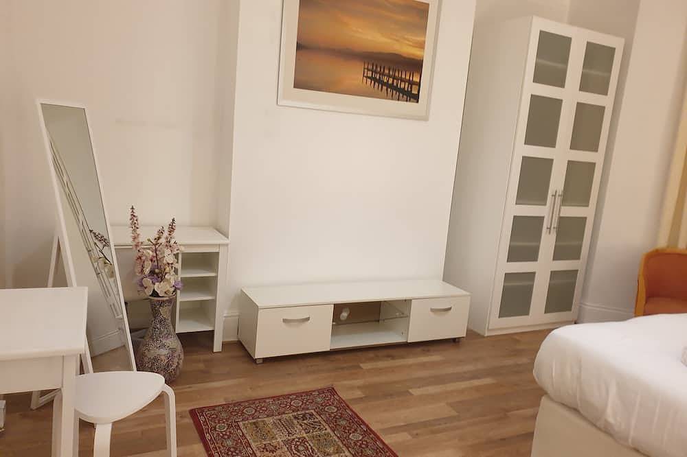 Entire apartment, Cosy Flat for small family or working professionals. in Newcastle upon Tyne, Tyne and Wear