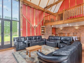 Cottage for 12 People in Suffolk, England, Photo 2