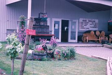 Cottage for 10 Guests in Kingsville Ontario, Essex Ontario, Picture 2