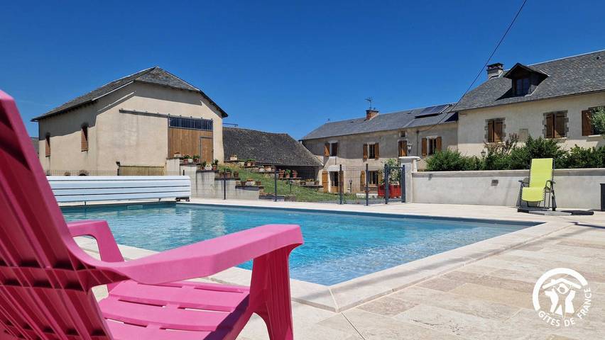Gîte pour 12 personnes, avec Jardin et Piscine dans Saint-Michel-Labadié