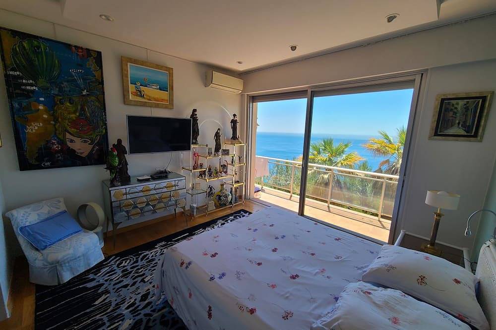 Villa Eze sur mer - Vue Saint Jean Cap Ferrat in Èze, Région de Nice