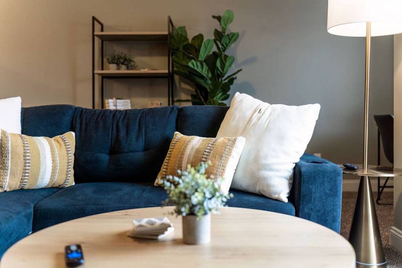 Ganze Wohnung, West Des Moines- Garage, Gym, Pool, Jordan Creek in West Des Moines, Iowa