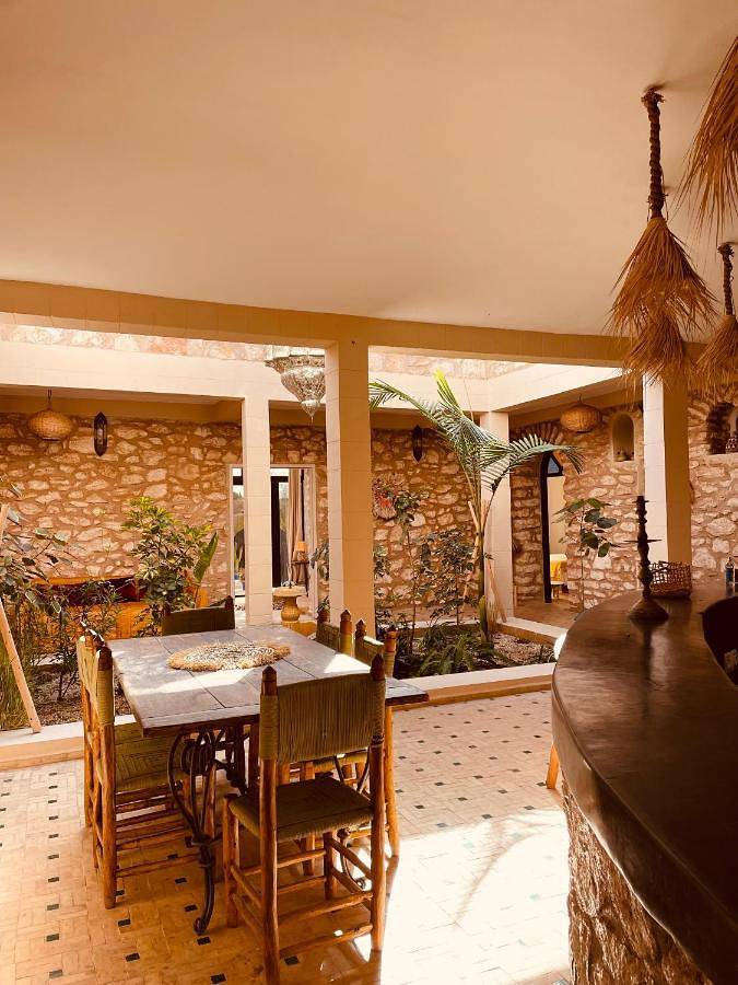 Location de vacances pour 10 personnes, avec vue ainsi que jardin et piscine, animaux acceptés dans Sidi Kaouki - 3