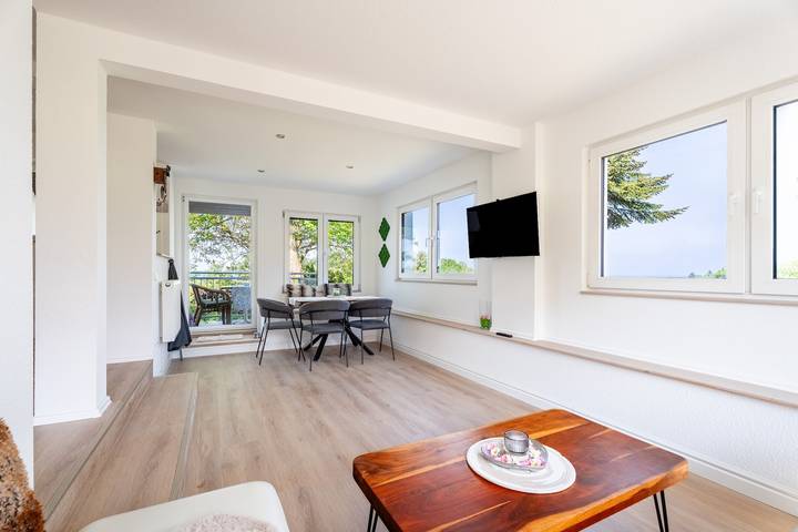 Apartment 'Häusle Fritz' mit privater Terrasse, Haustierfreundlich, Gemeinschaftsgarten und Wlan in Ottersweier, Ferienregion Bühl Bühlertal Ottersweier Region