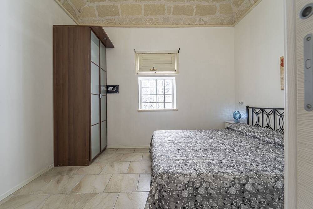 Ganze Wohnung, Beautiful Three-Room Apartment In The Center in Favignana Stadt, Favignana