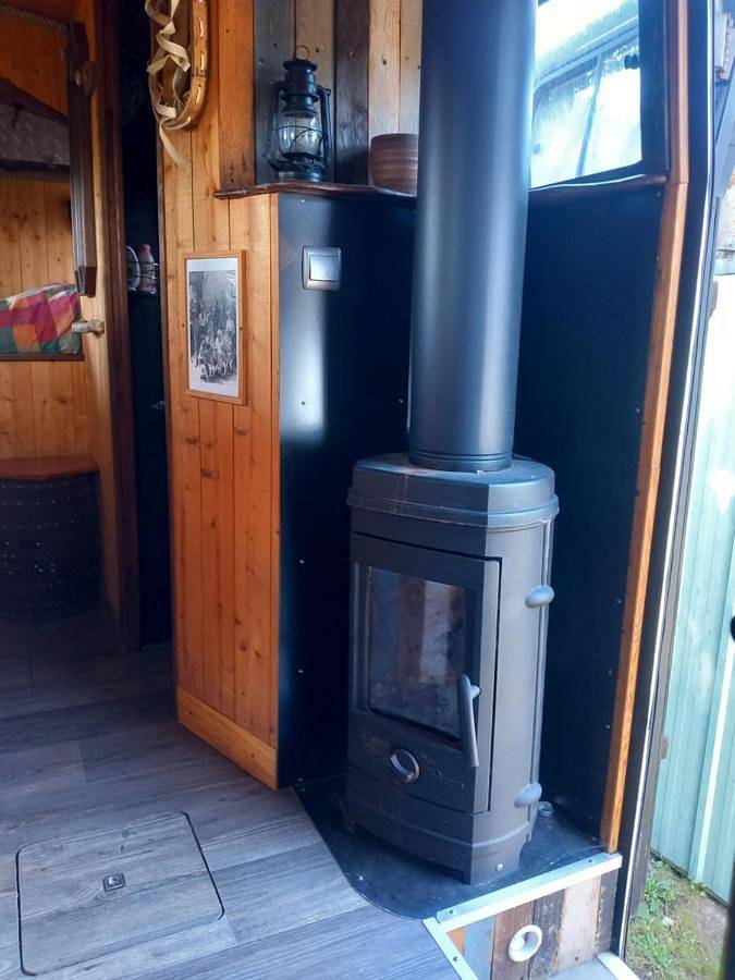 Campertruck Off-Grid in Hénon, Cotes-d'Armor