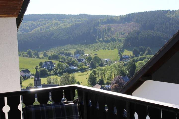 Vakantiewoning voor 4 personen, met Balkon en Balkon/Terras in Niedersfeld
