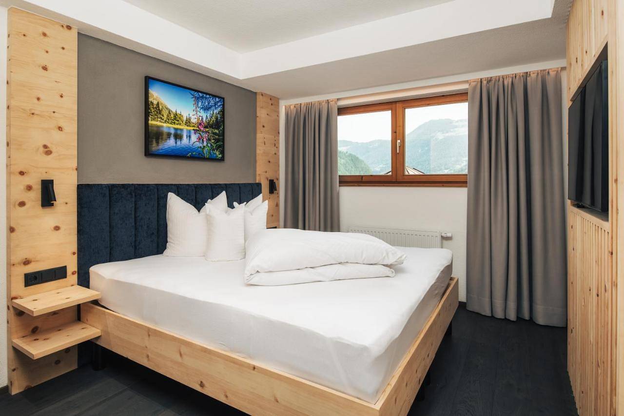 Geheel appartement, Ferienresidenz Raich - Appartements mit Sky Wellness und Garten in Glockturmkamm, Ried im Oberinntal