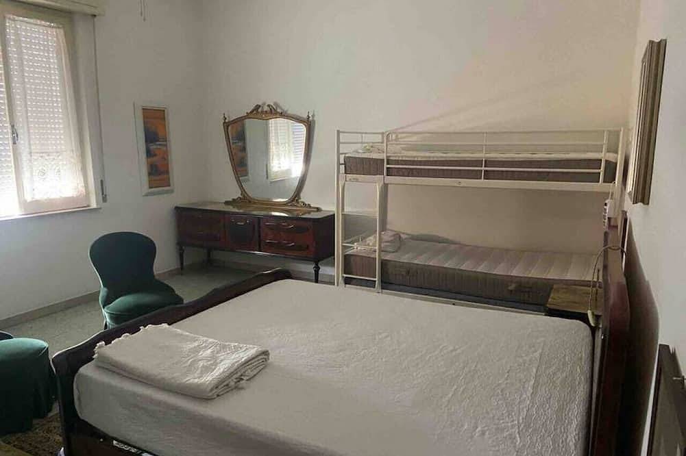 Entire apartment, “Il Centro” Nel cuore ❤️, a due passi dal mare in Giulianova, Giulianova (Municipality)