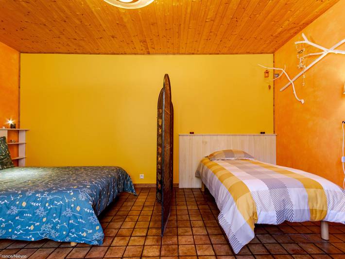 Komfortables Haus an der Mühle Chevillon, ruhig und Angeln vor Ort in Cercy-la-Tour, Nièvre