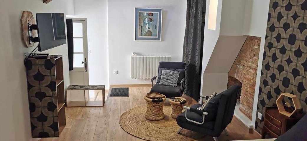 Gîte pour 4 personnes, avec terrasse ainsi que jacuzzi et jardin à Saint-Savin - 4