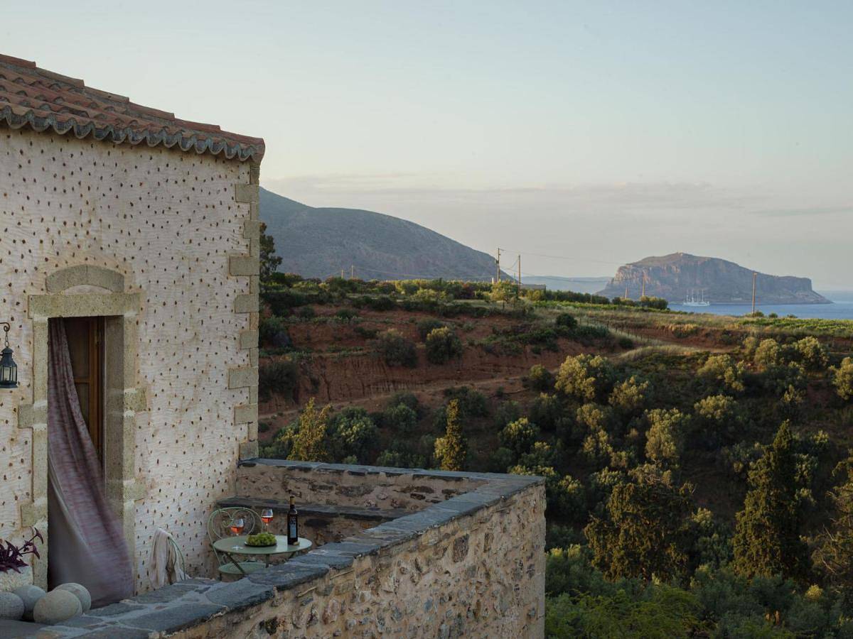 Kinsterna Hotel in Peloponnes