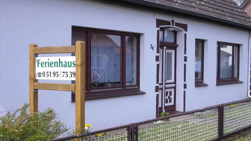 Ferienhaus für 5 Personen, mit Terrasse und Garten in Neuenkirchen (Lüneburger Heide) - 2