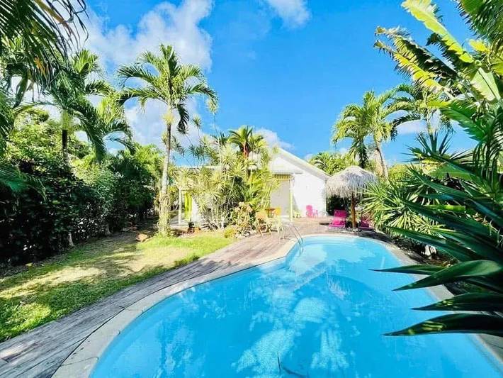Villa pour 9 personnes, avec jardin ainsi que terrasse et piscine - 1