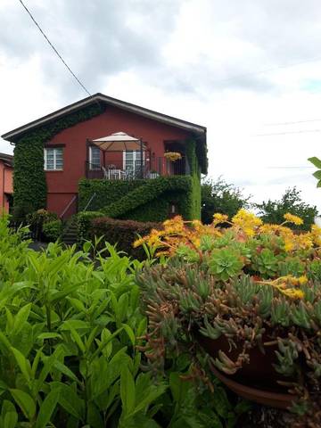 Gîte pour 4 personnes, avec jardin ainsi que vue et piscine à Lerma