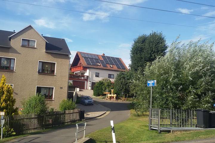 Ferienwohnung für 4 Personen, mit Garten und Pool - 1