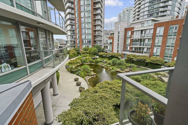 Ferienwohnung für 8 Personen, mit Terrasse und Pool sowie Sauna in British-Columbia