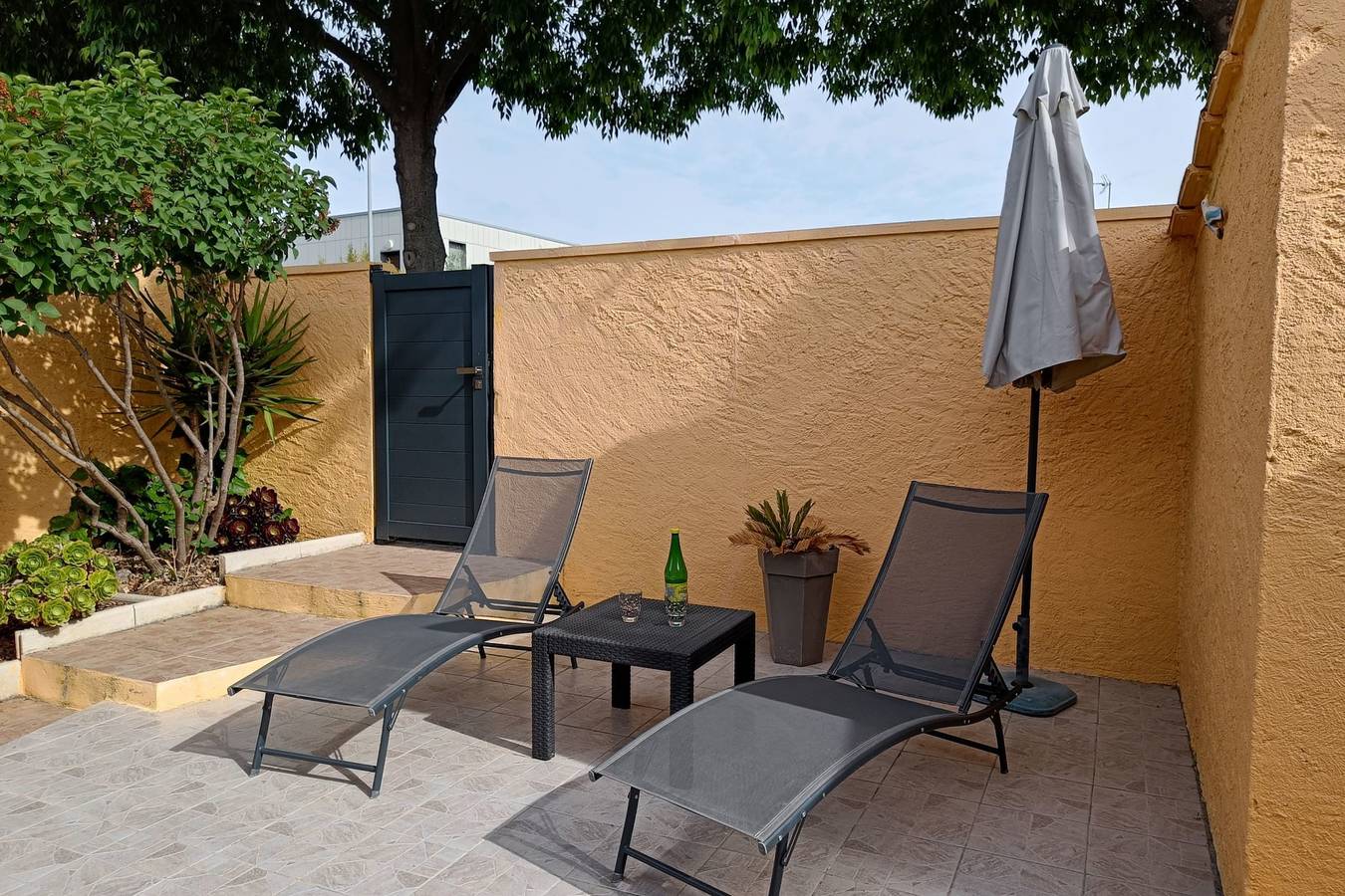 Ferienhaus für 5 Personen mit Terrasse in La Crau, Mittelmeerküste (Frankreich)