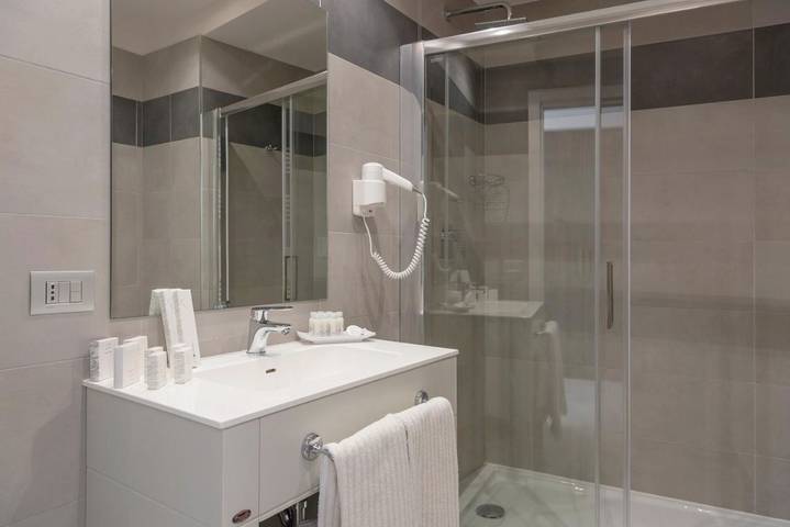 Hôtel pour 3 personnes, avec sauna et jardin à Ariano Irpino - 2