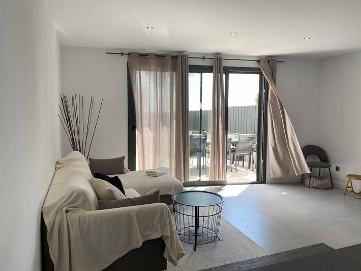 Location de vacances pour 8 personnes, avec piscine et jardin à Vilanova i la Geltrú - 2