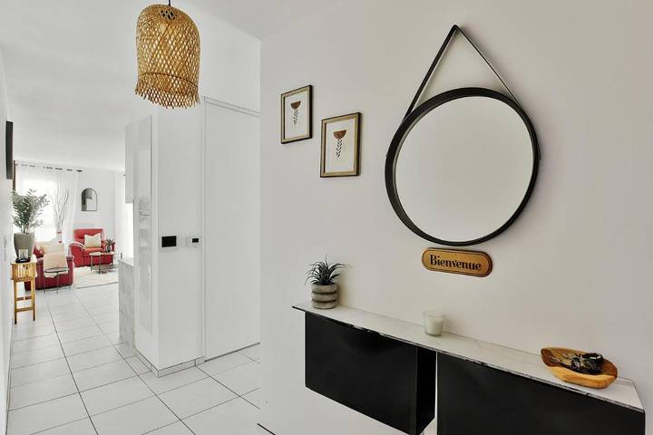 Gîte pour 6 personnes, avec Terrasse et Vue à Grigny