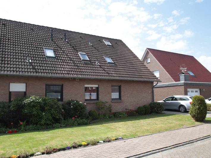 Ferienwohnung für 4 Personen, mit Terrasse in Berumbur