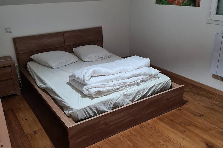 Location de vacances pour 8 personnes, avec balcon et jacuzzi ainsi que sauna et jardin à Prades-d'Aubrac - 2