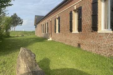 Gîte pour 2 personnes, avec jardin à Woignarue