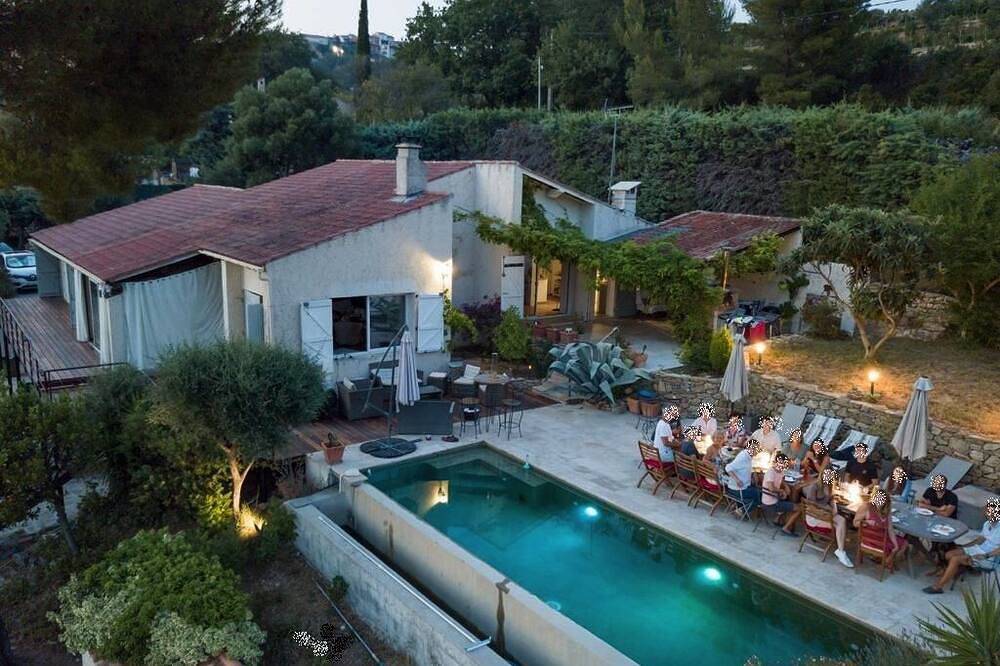 Villa vue imprenable, piscine à débordement in Le Castellet, Côte méditerranéenne (France)