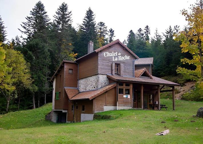 Chalet pour 15 personnes, avec terrasse et jardin, animaux acceptés dans le Puy-de-Dôme - 2