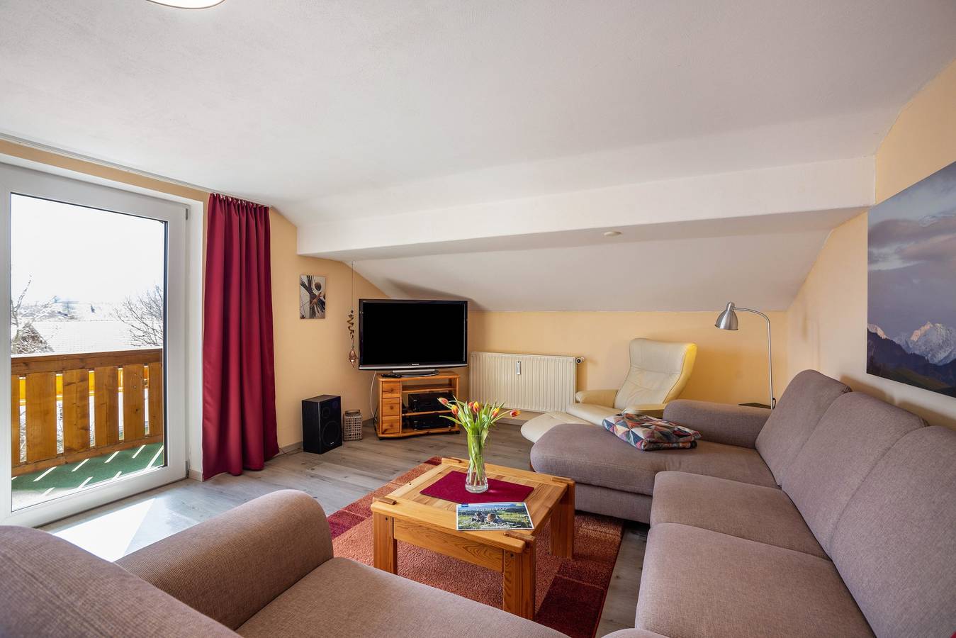 Appartement 'Bamberger Gipfelblick' met Uitzicht op de Bergen, Balkon en Wifi, foto 6