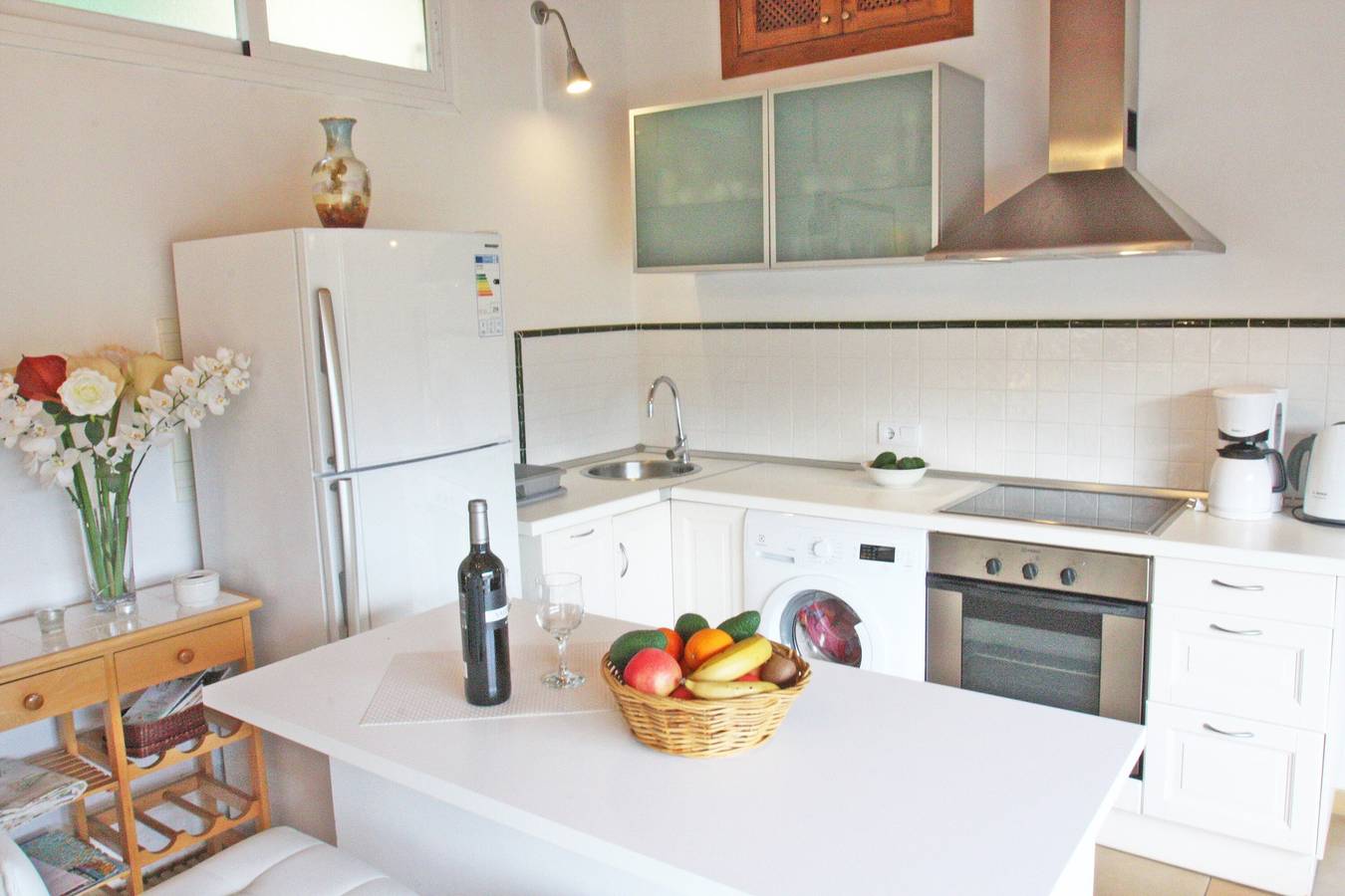 Entire studio, Beach studio with sea views in Port de Soller in Port de Sóller, Sóller