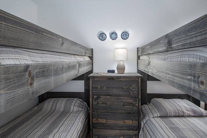 Vacation rental for 4 people, with balcony and hot tub as well as pool in Frisco