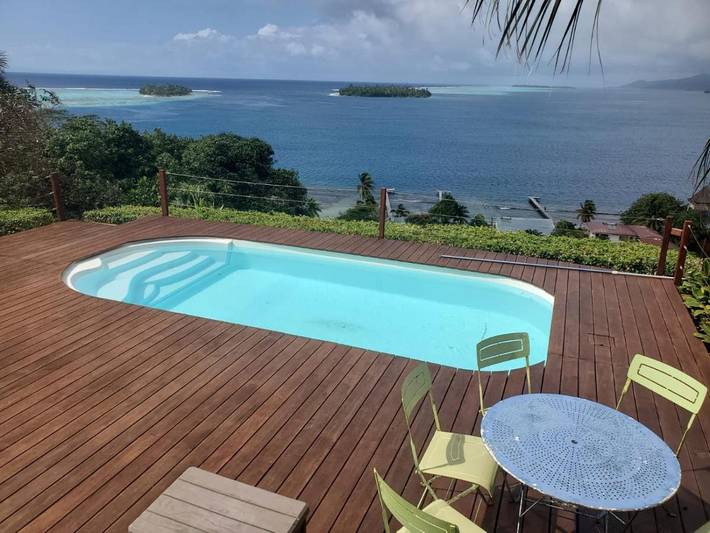 Villa pour 9 personnes, avec vue ainsi que piscine et jardin
