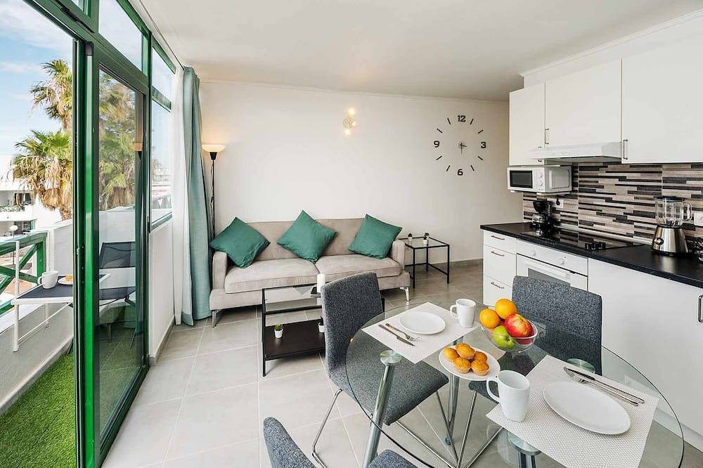 Entire apartment, Lanzahost \"Carmenes Dreams\" in Costa Teguise, Teguise