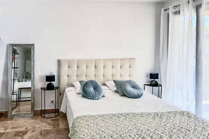 Location de vacances pour 14 personnes dans Les Paluds de Noves - 3