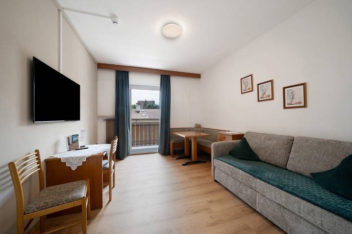 Ferienwohnung für 4 Personen, mit Garten in Lana