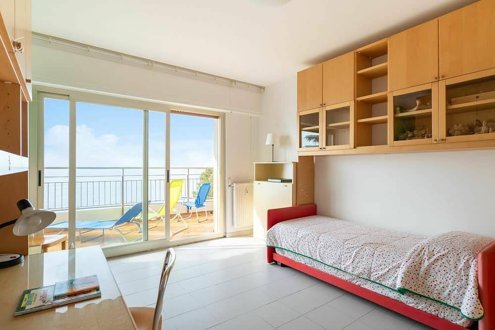 Entire apartment, Beautiful apartment for 4 people with Wifi and balcony in Ventimiglia (City), Ventimiglia