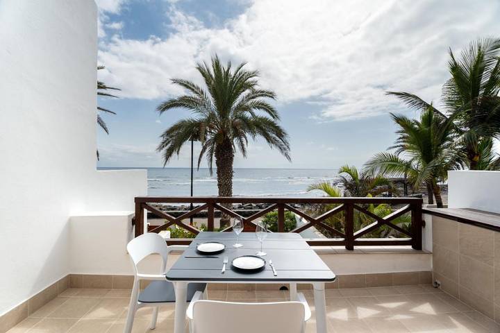 Apartamento para 6 personas, con Balcón y Jacuzzi además de Terraza y Jardín en Parque Santiago