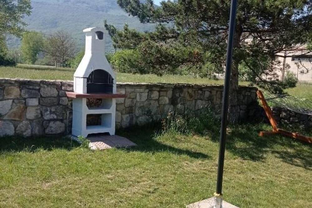 Appartamento intero, La Depandance: il tuo rifugio accogliente nel cuore di Castel di Sangro in Castel di Sangro, Provincia di L'Aquila