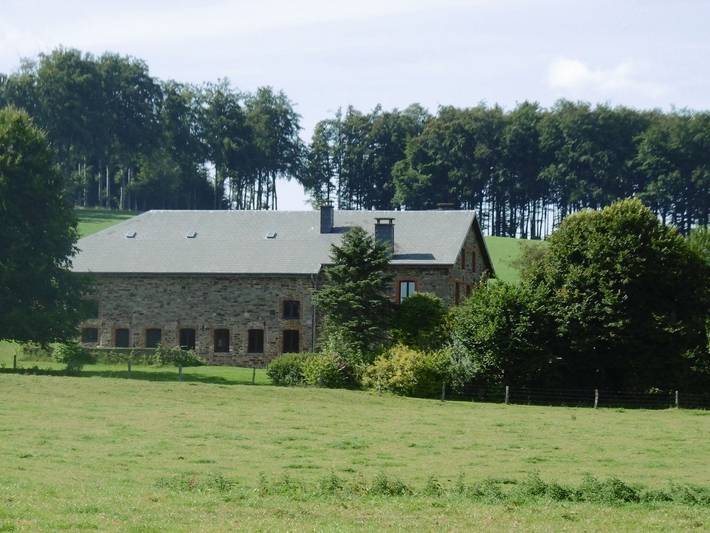 Vakantiehuis voor 15 personen, with Balkon/Terras and Terras as well as Tuin and Sauna in Gouvy