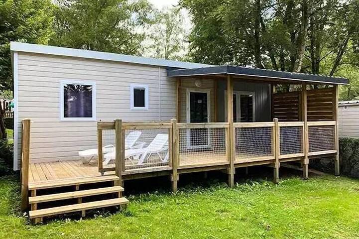 Mobil home pour 6 personnes à Locunolé